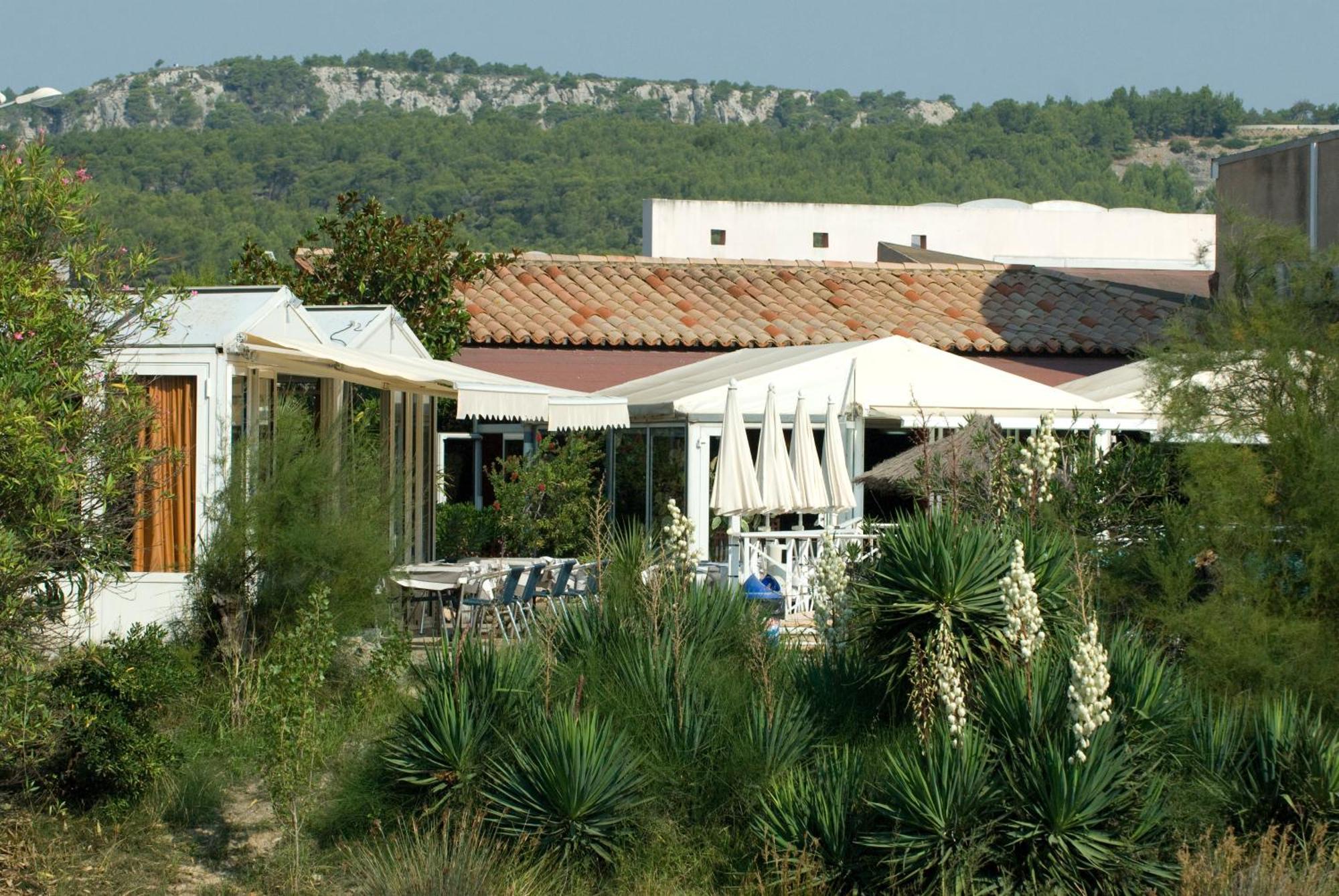 גרואיסאן Hotel Le Phoebus Garden & Spa מראה חיצוני תמונה