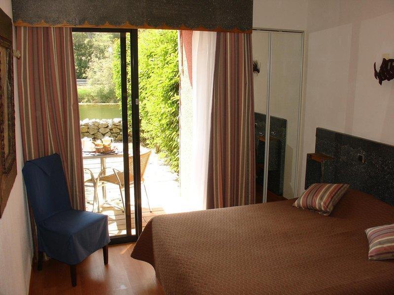 גרואיסאן Hotel Le Phoebus Garden & Spa חדר תמונה